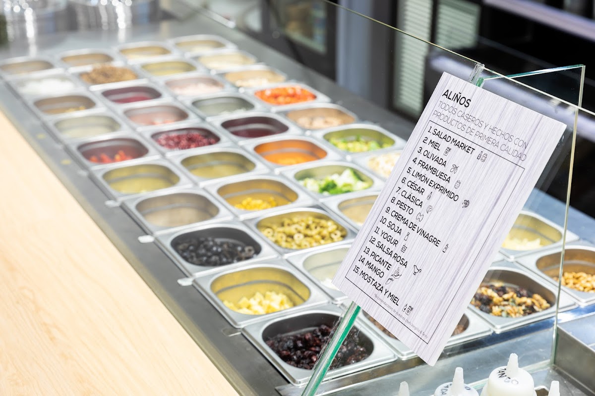 Menu Salad Market Tuset-7